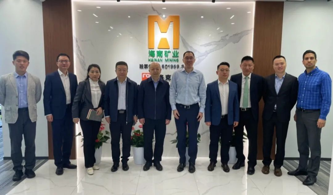 中国能建易普力公司客人到访云顶集团上海中心